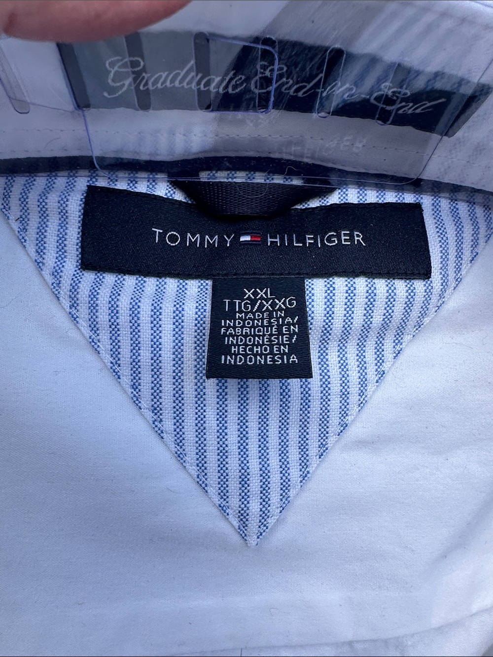 4 men’s XXL Tommy Hilfiger shirts. Tan is short sleeve - Picture 4 of 5